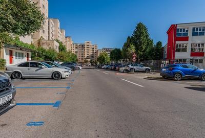 Apartament cu 4 camere semidecomandat, mobilat în Răcădău - 30