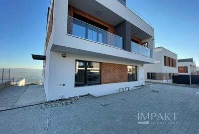 Duplex modern cu terase rooftop și vedere panoramica în Voronet - 1