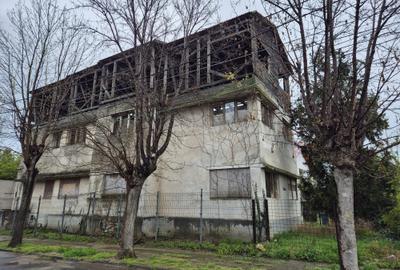 Vila A.I.Cuza Eforie Sud P+1+M 200m de mare - 8