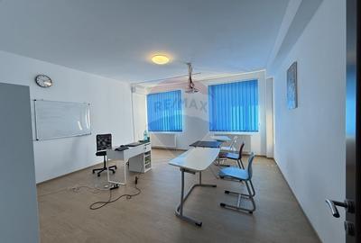 Apartament cu 3 camere de vânzare Voluntari - 6