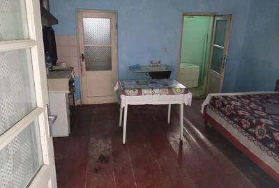 Casă cu Teren 1189 Mp în Central - 7