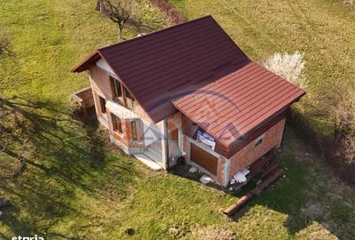 Casă cu 4 camere cu Teren 1200 Mp în Coaș - 13