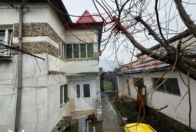 Casă cu 5 camere cu Teren 463 Mp în Bariera Vâlcii - 1