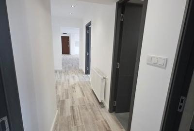 Apartament cu 3 camere decomandat în Central - 12