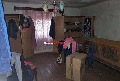 Casa cu teren aferent - 2