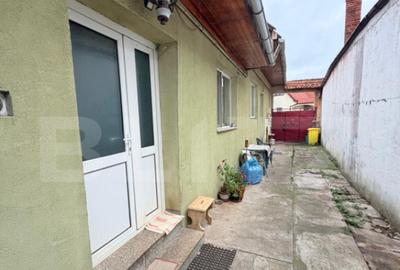 Casă cu 4 camere cu Teren 200 Mp în Cristian