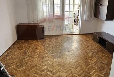 Casa mosnei strada Avram Iancu 2 camere bucatarie baie - 6