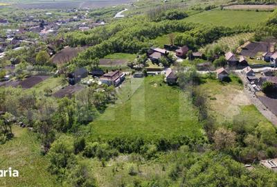 Casă cu 2 camere cu Teren 4700 Mp în Bonț - 4