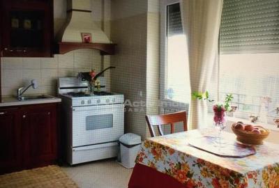 Vila 7 camere 234 mp - Clinceni / Str. Monumentul Eroilor - 14