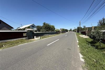 Teren cu casa veche-Holt!
