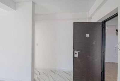 Garsonieră decomandată în Bucium