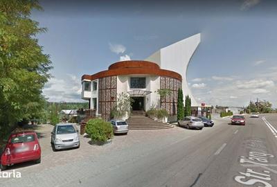 Spațiu comercial, de 305 mp, în Central - 3
