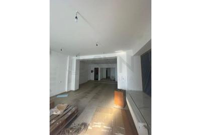 Casă individuală cu 30 camere cu Teren 687 Mp în P-ța Universității - 6