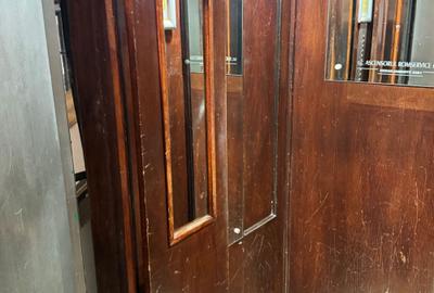 Garsonieră decomandată în Calea Victoriei