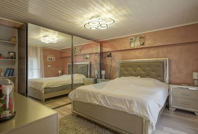Casa / Vila Saseasca cu 6 camere de vanzare in Vulcan, Brasov - 3