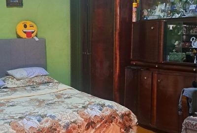 De vanzare casa/ curte comuna (2 vecini) - 5