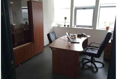 Birou, de 2,300 mp, în P-ța Unirii - 3