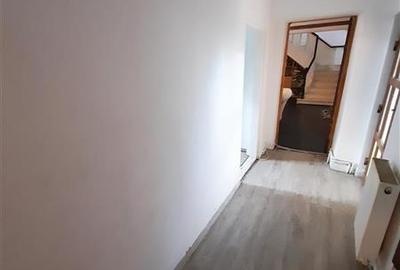 Vanzare casa 5 camere zona Schuller - 3