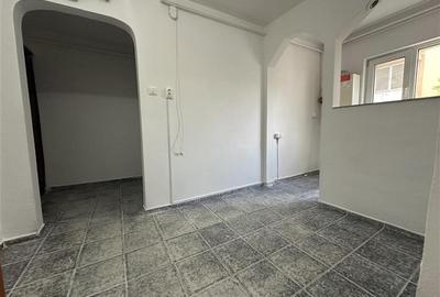 Etaj 2 bloc izolat cu centrala proprie - 9