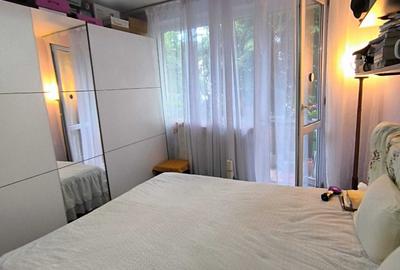 Apartament cu 4 camere semidecomandat în Micro 4 - 1