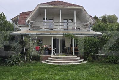 Casa 5 camere , 300 mp; Teren - 2000 mp . Viile Satu Mare - 18