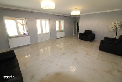 Casă cu 4 camere cu Teren 750 Mp în Central - 13