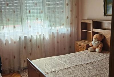 Inchiriez apartament 2 camere - 1