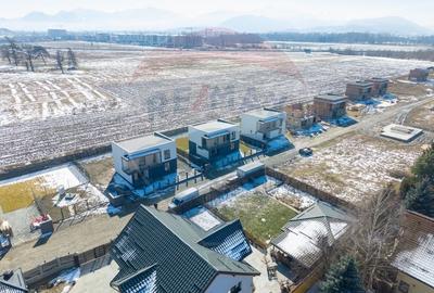 Casă cu 4 camere cu Teren 500 Mp în Sânpetru - 33