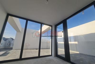 Casă cu 4 camere cu Teren 183 Mp în Central - 2