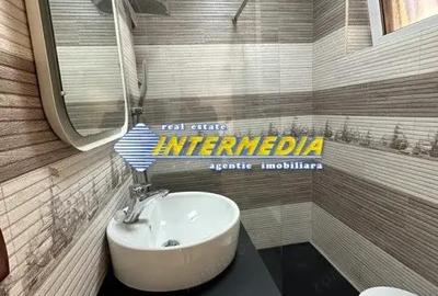 Casă cu 4 camere cu Teren 232 Mp în Cetate - 2