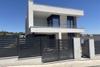 Eleganta si spatiu intr-un cadru natural  - vile noi aproape de centrul orasului - 16