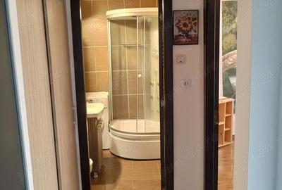 Apartament 3 camere etaj intermediar de inchiriat Rogerius - 2