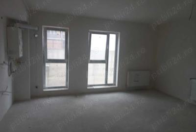 Apartament cu 3 camere semidecomandat în Florești - 3
