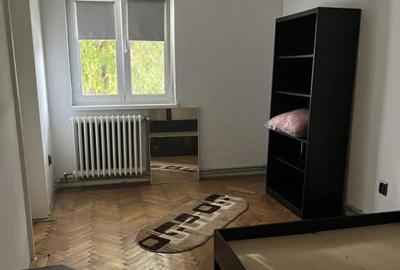 Apartament 2 camere Traian etaj 1 - 4