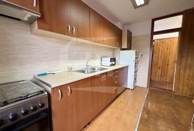 Apartament cu 4 camere decomandat, mobilat în Plopilor - 6