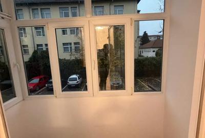 Inchiriez apartament cu 2 camere in micro 5 la prima inchiriere - 12