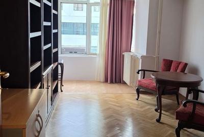 Apartament cu 3 camere în Centrul Civic - 3