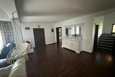 Casă cu 3 camere cu Teren 2994 Mp în Ogrezeni - 2