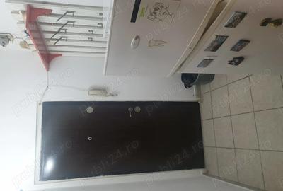 Proprietar ofer spre inchiriere Garsoniera,Zona Andrei Saguna 28mp - 4