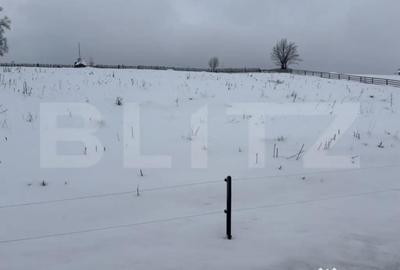 Teren de 2000 mp, în Central