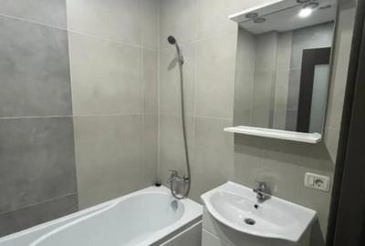 Apartament cu 3 camere decomandat în Central - 1