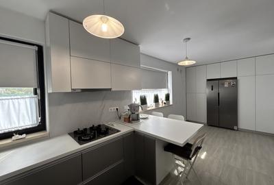 Casă individuală cu 4 camere cu Canalizare în Cristian - 7