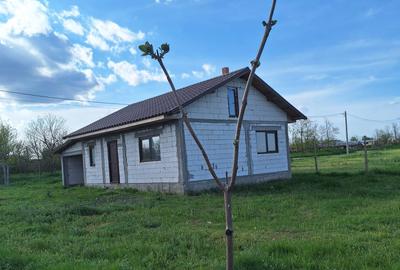 Casă cu 2 camere cu Teren 1000 Mp în Istria - 3