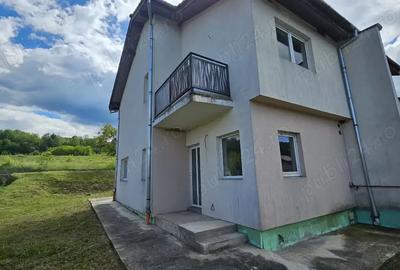 Casă cu 3 camere cu Teren 378 Mp în Gilău - 6