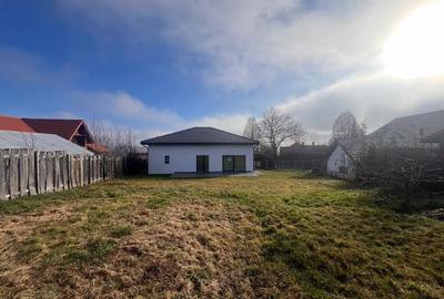 Casă individuală cu 4 camere cu Teren 880 Mp în Exterior Sud - 1