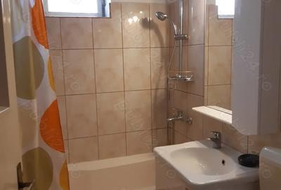 Inchiriez apartament 2 camere in centru- - 3
