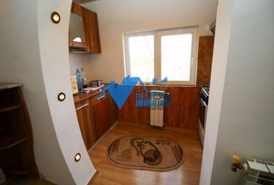 Vest, 2 camere, decomandat - 2