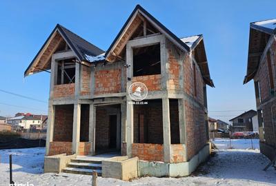 Casă cu 5 camere cu Teren 510 Mp în Rediu - 7