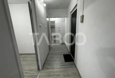 Apartament cu 2 camere decomandat în Vasile Aaron