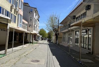 Casă cu 4 camere cu Teren 250 Mp în Nord - 1